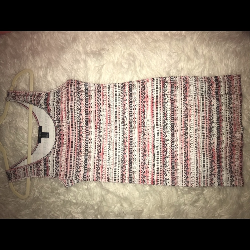 Cute printed pink forever 21 dress. Like new!